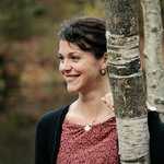 Julie, conteuse en Brocéliande