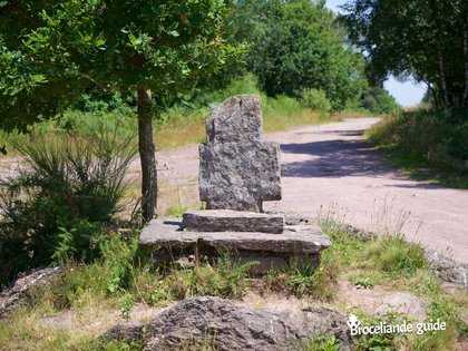 La Croix Lucas en Brocéliande