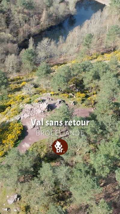 Val sans retour au Printemps / Short