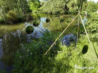 «Résonance» de Pascale Planche - Les Jardins de Brocéliande avec Étangs d'art