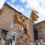 Statue de dragon face au Musée de la Forge de Saint-Malon-sur-Mel