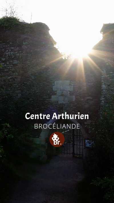 Centre Arthurien / Short