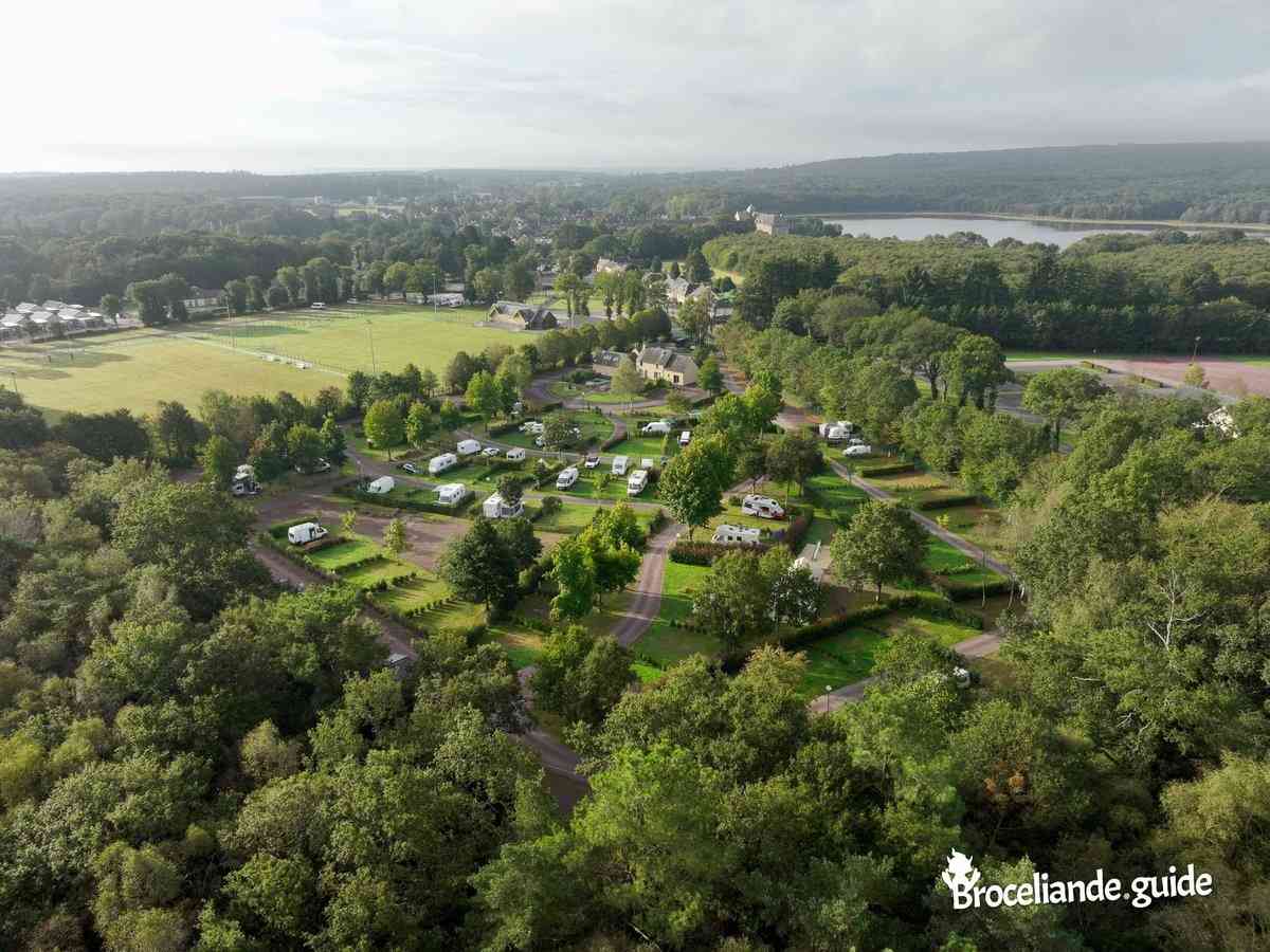 Campings et insolites près de la forêt de Brocéliande | Brocéliande en ...