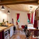 Cuisine / salon / salle à manger - Tiny House de Bréhaut