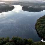 Lac de Trémelin vu du ciel un matin d'automne